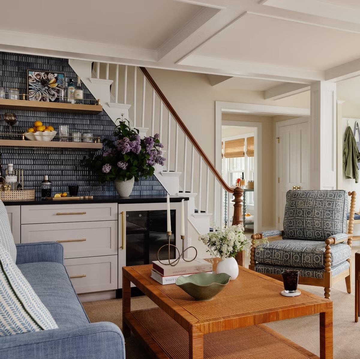 Living room with fireplace — residential clean